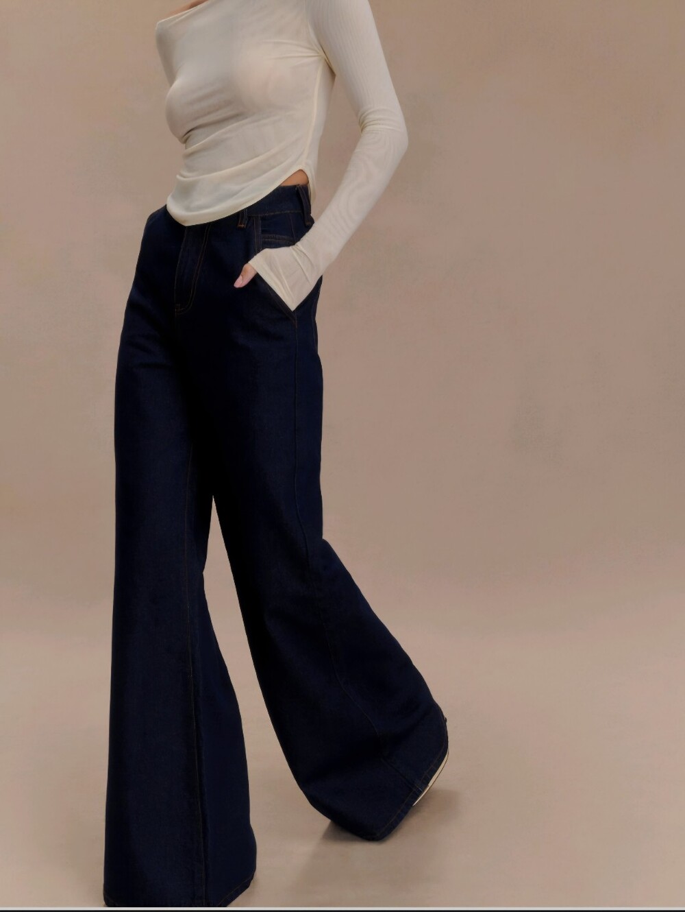 MESHKI Jen‎ Indigo Blue Wide Leg Flare Denim Jeans Women's SZ 14 Ultra Wide NWT - Picture 2 of 16